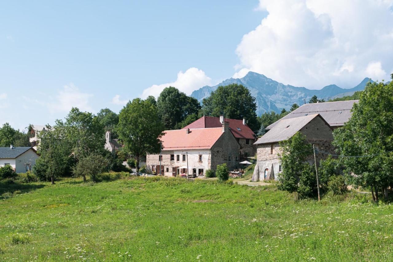 B&B Maisonnel Saint-Bonnet-en-Champsaur Eksteriør billede